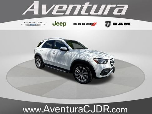 Used 2022 Mercedes-Benz GLE 350 4MATIC w/ Premium Package image 1