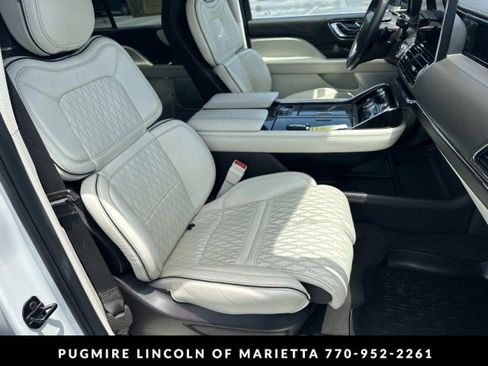 Used 2023 Lincoln Navigator L Black Label AWD/4WD image 14