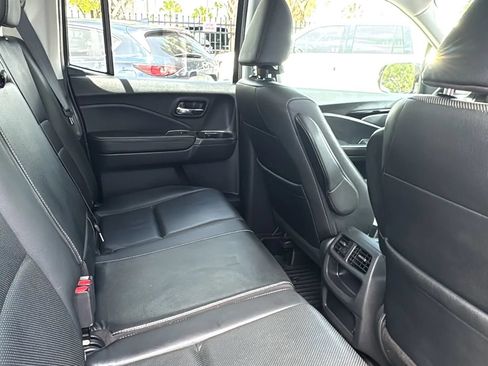 Used 2018 Honda Ridgeline RTL-E image 31