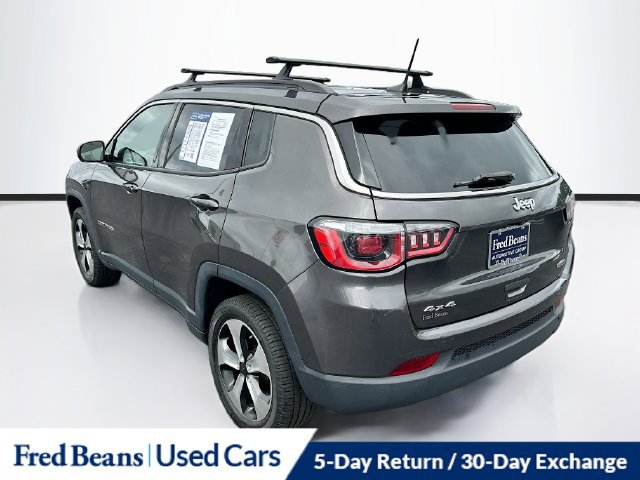 Used 2019 Jeep Compass Latitude w/ Popular Equipment Group AWD/4WD image 8