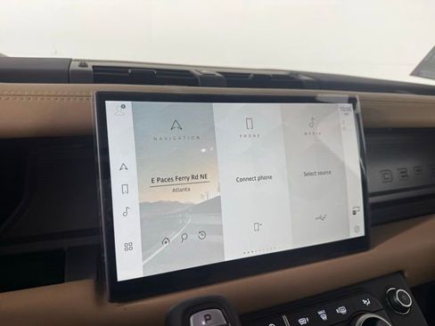 New 2025 Land Rover Defender 110 V8 image 29