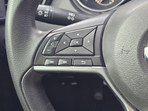 Used 2017 Nissan Rogue S AWD/4WD image 24