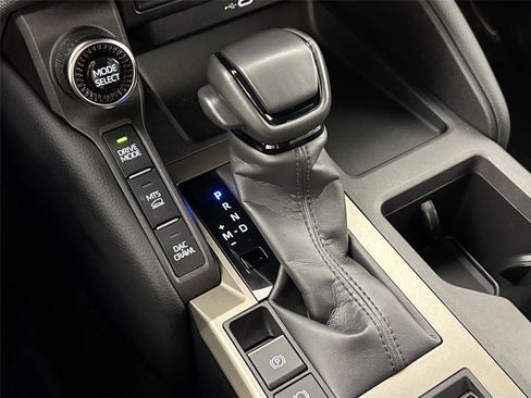 Certified 2024 Toyota Land Cruiser image 28