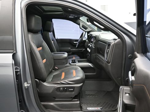 Used 2020 GMC Sierra 1500 AT4 w/ AT4 Premium Package AWD/4WD image 13