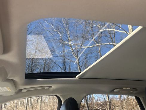 Used 2015 Ford Edge Titanium w/ Equipment Group 302A image 40