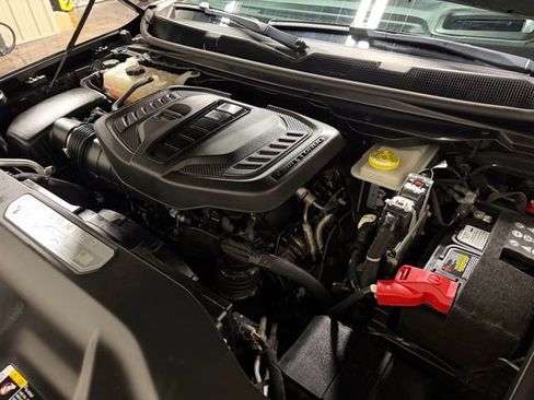 Used 2024 Jeep Wagoneer L Series III w/ Premium Group I AWD/4WD image 58
