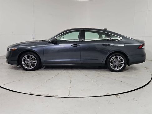 Used 2024 Honda Accord EX image 3