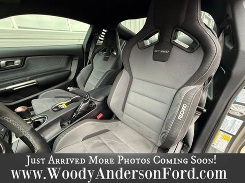 Used 2020 Ford Mustang Shelby GT350 w/ Technology Package image 7
