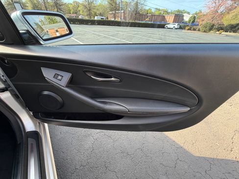 Used 2007 BMW 650i Coupe image 13