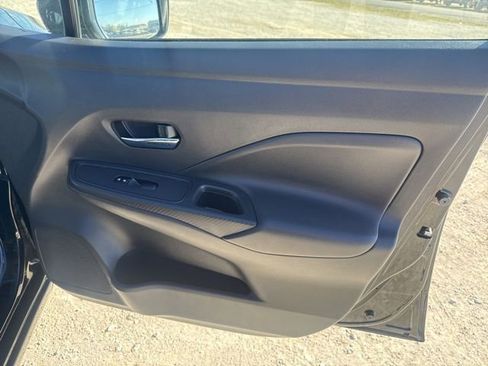 Used 2023 Nissan Versa SV image 20