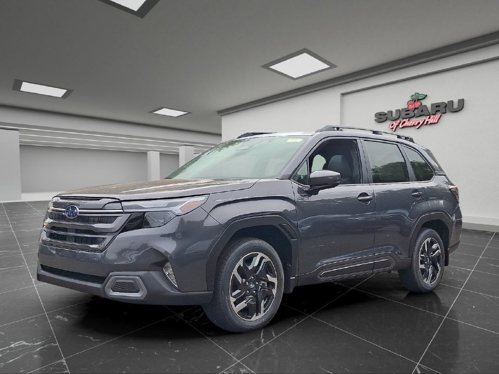 Used 2025 Subaru Forester Limited AWD/4WD image 2