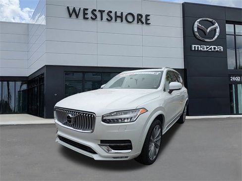 Used 2023 Volvo XC90 B6 Plus image 6