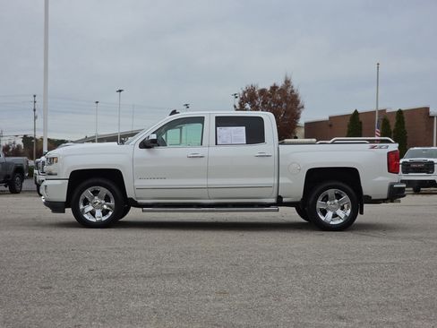 Used 2018 Chevrolet Silverado 1500 LTZ Z71 w/ LTZ Plus Package image 4