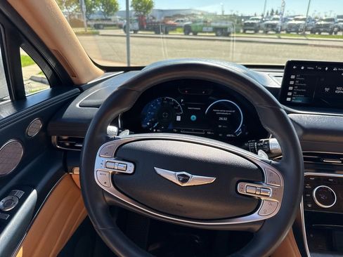 Used 2023 Genesis GV80 2.5T w/ Prestige 20" Package image 23