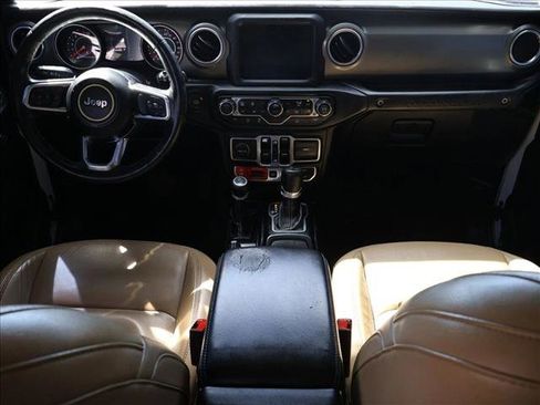 Used 2018 Jeep Wrangler Unlimited Rubicon image 19