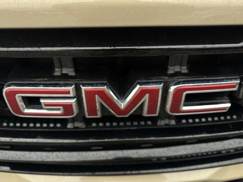 Certified 2022 GMC Canyon Elevation image 29