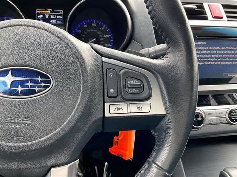 Used 2017 Subaru Outback 2.5i Premium image 23