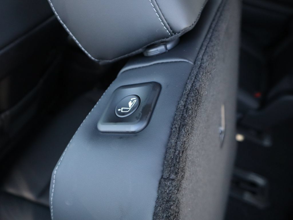 New 2025 Kia Telluride S FWD image 19