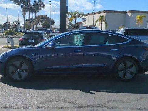 Used 2019 Tesla Model 3 Standard Range Plus image 9