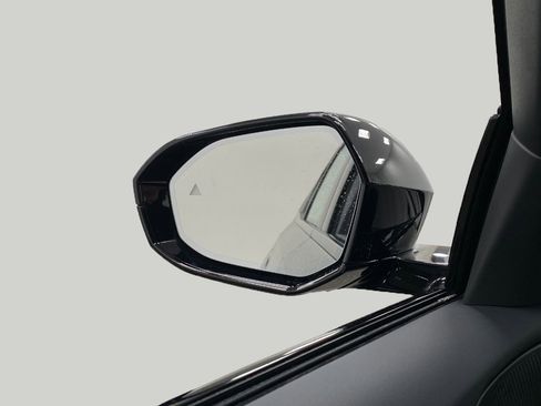 New 2026 BMW 530i xDrive image 19