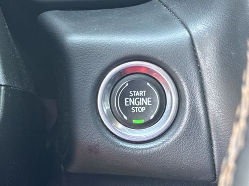 Used 2023 GMC Yukon XL AT4 w/ Technology Package AWD/4WD image 24