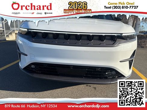 Used 2025 Jeep Wagoneer S Limited image 8