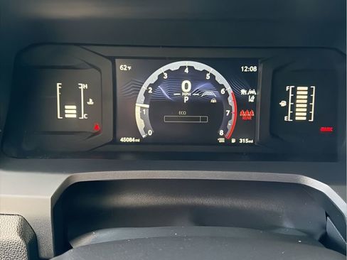 Certified 2024 Toyota Tacoma SR5 image 12