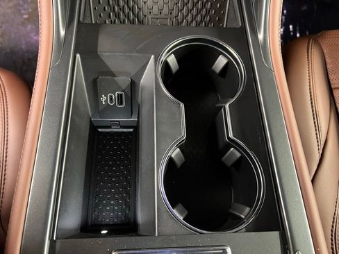 New 2026 Lincoln Nautilus Reserve image 18