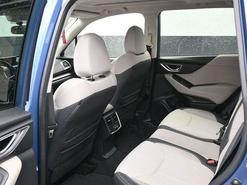 Used 2019 Subaru Forester Premium image 18
