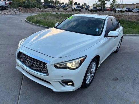 Used 2021 INFINITI Q50 Luxe AWD/4WD image 3