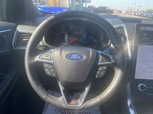 Used 2022 Ford Edge ST AWD/4WD image 15