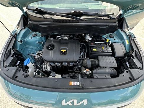 Used 2024 Kia Seltos EX AWD/4WD image 31