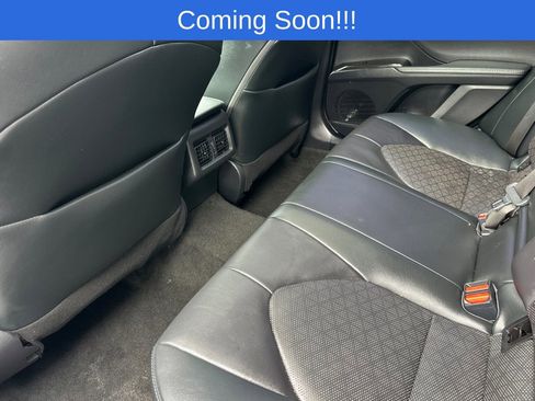 Used 2022 Toyota Camry XSE FWD image 12