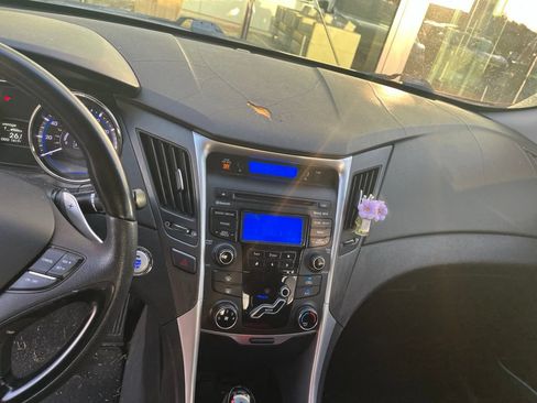 Used 2013 Hyundai Sonata SE FWD image 9