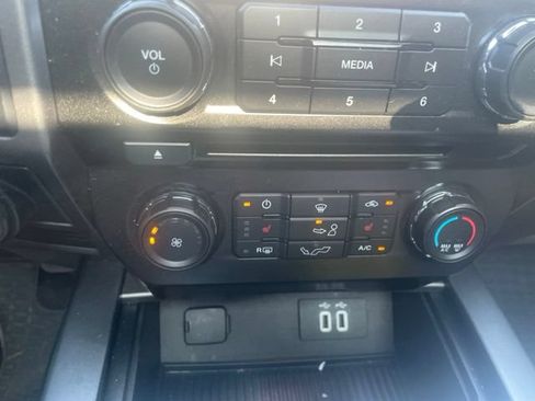 Used 2016 Ford F150 XLT w/ Equipment Group 302A Luxury AWD/4WD image 15