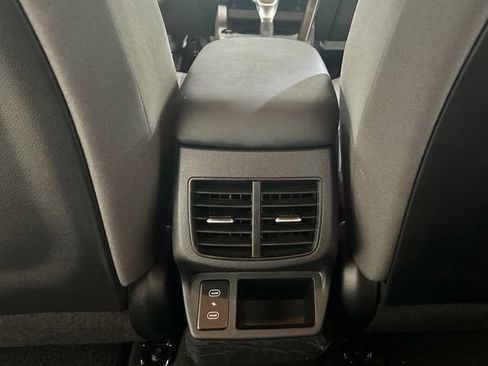 Used 2026 Kia Seltos LX FWD image 18