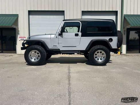 Used 2005 Jeep Wrangler Unlimited image 5