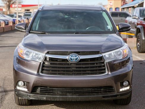 Used 2016 Toyota Highlander Limited w/ Driver Technology Package image 3