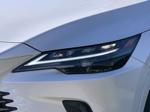 Used 2026 Lexus RX 350 FWD image 6