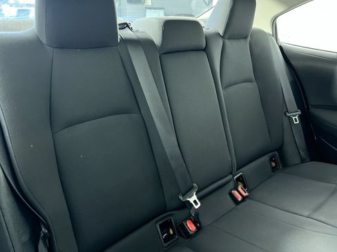 Used 2021 Toyota Corolla LE FWD image 26
