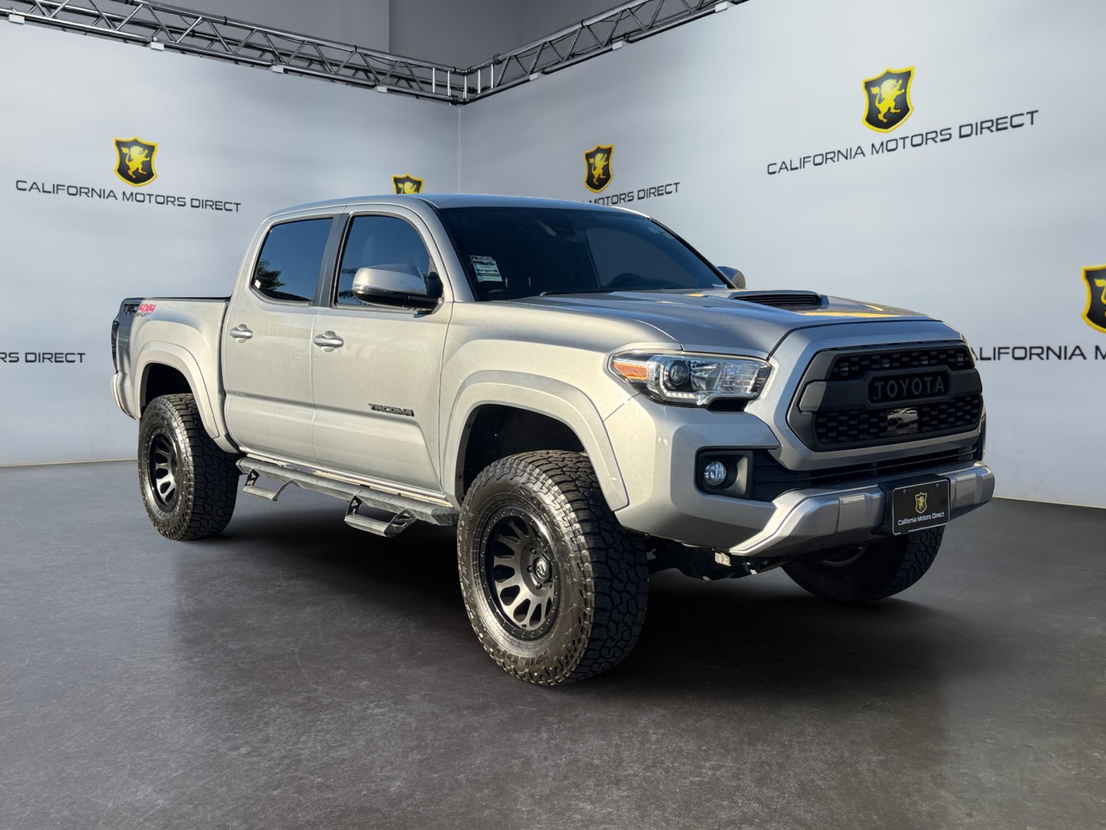 Used 2019 Toyota Tacoma TRD Sport AWD/4WD image 7