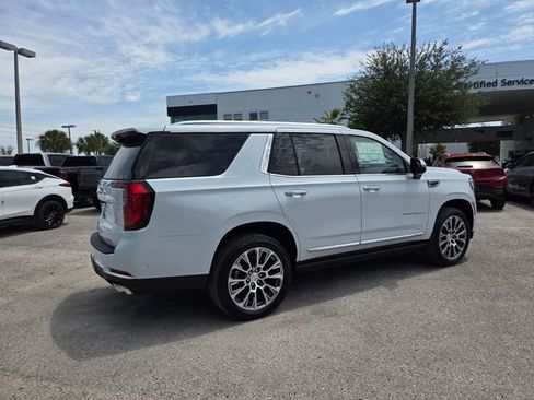 New 2026 GMC Yukon Denali w/ Denali Reserve Package AWD/4WD image 15