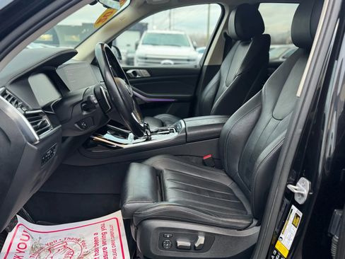 Used 2019 BMW X7 xDrive40i w/ Premium Package image 9