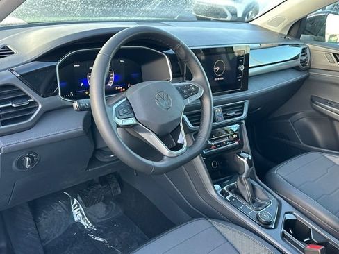 New 2026 Volkswagen Taos SE image 33