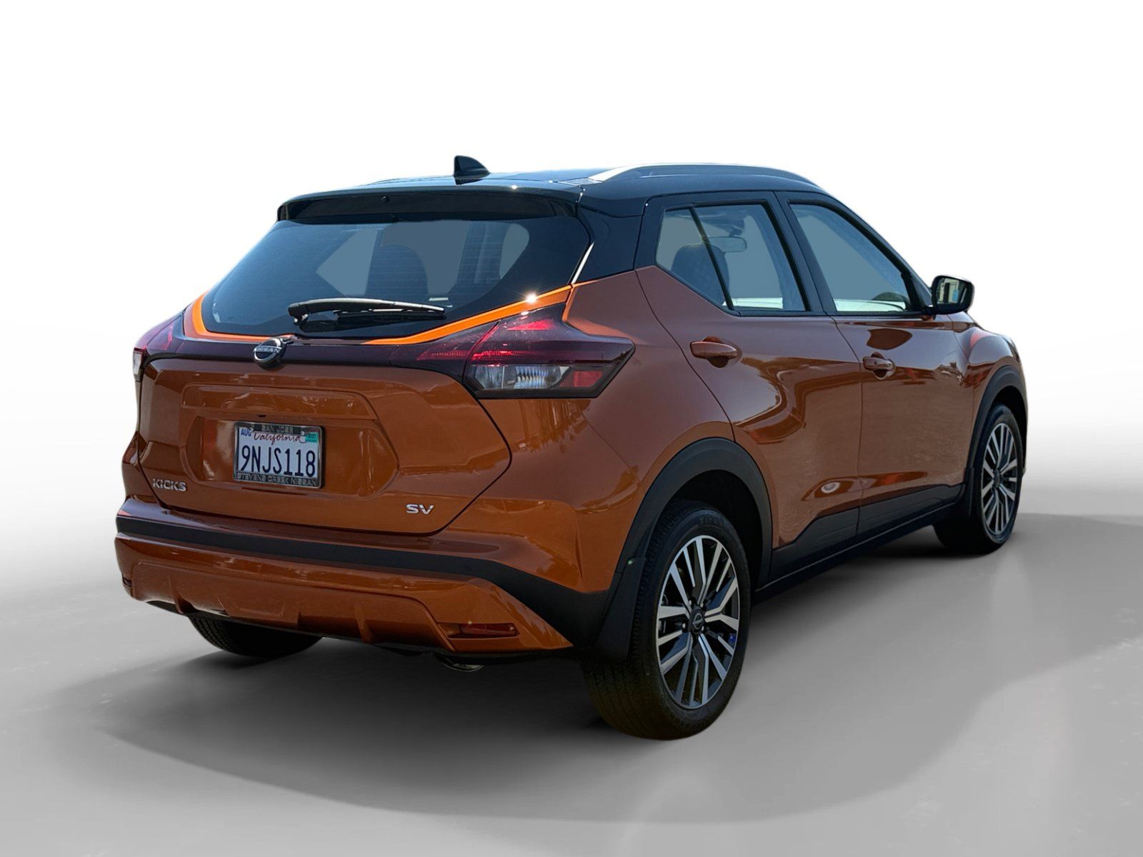 Used 2024 Nissan Kicks SV FWD image 5