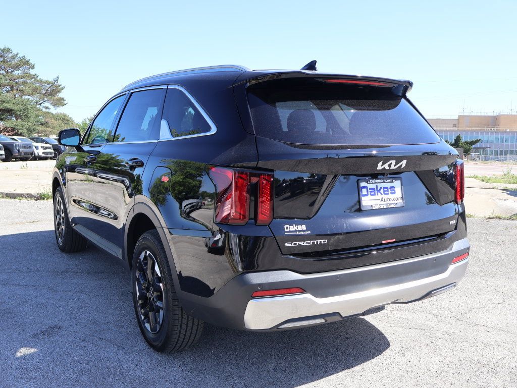 New 2026 Kia Sorento S w/ S Panoramic Sunroof Package AWD/4WD image 5