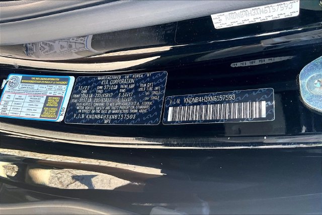 Used 2022 Kia Carnival LX FWD image 30