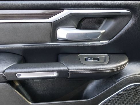 Used 2025 RAM 1500 Laramie w/ Sport Appearance Package AWD/4WD image 14