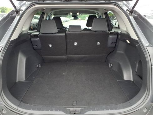 Used 2025 Toyota RAV4 XLE FWD image 28