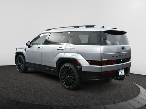 Used 2025 Hyundai Santa Fe Calligraphy w/ Tow & Go Package image 5